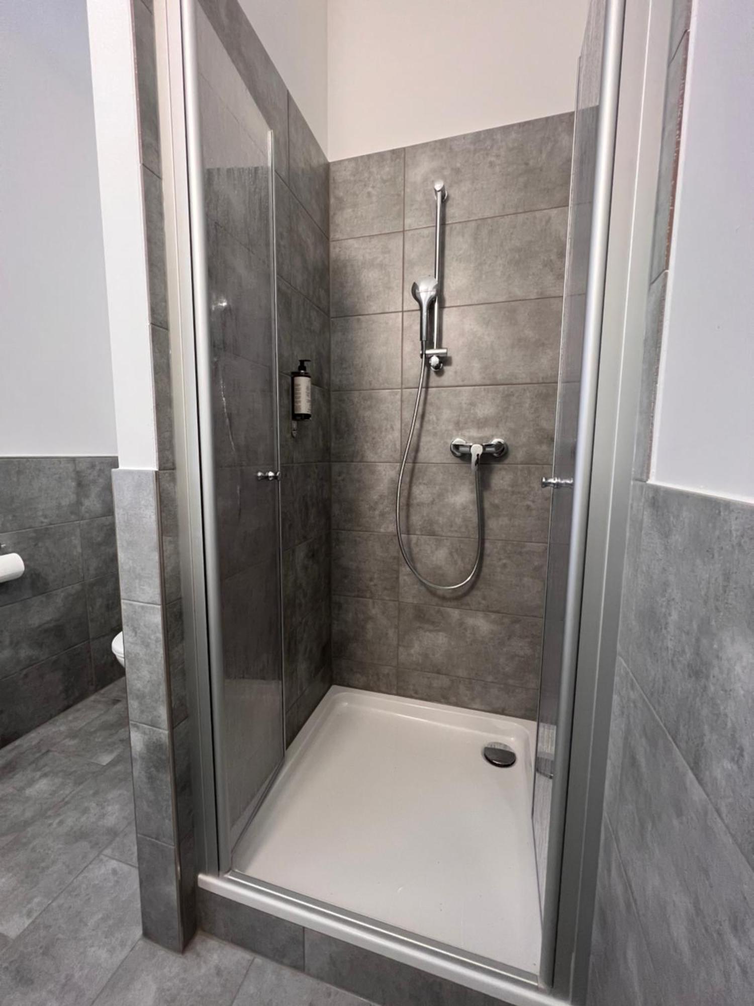 التدورف 24Seven Apartments - Self Check-In المظهر الخارجي الصورة